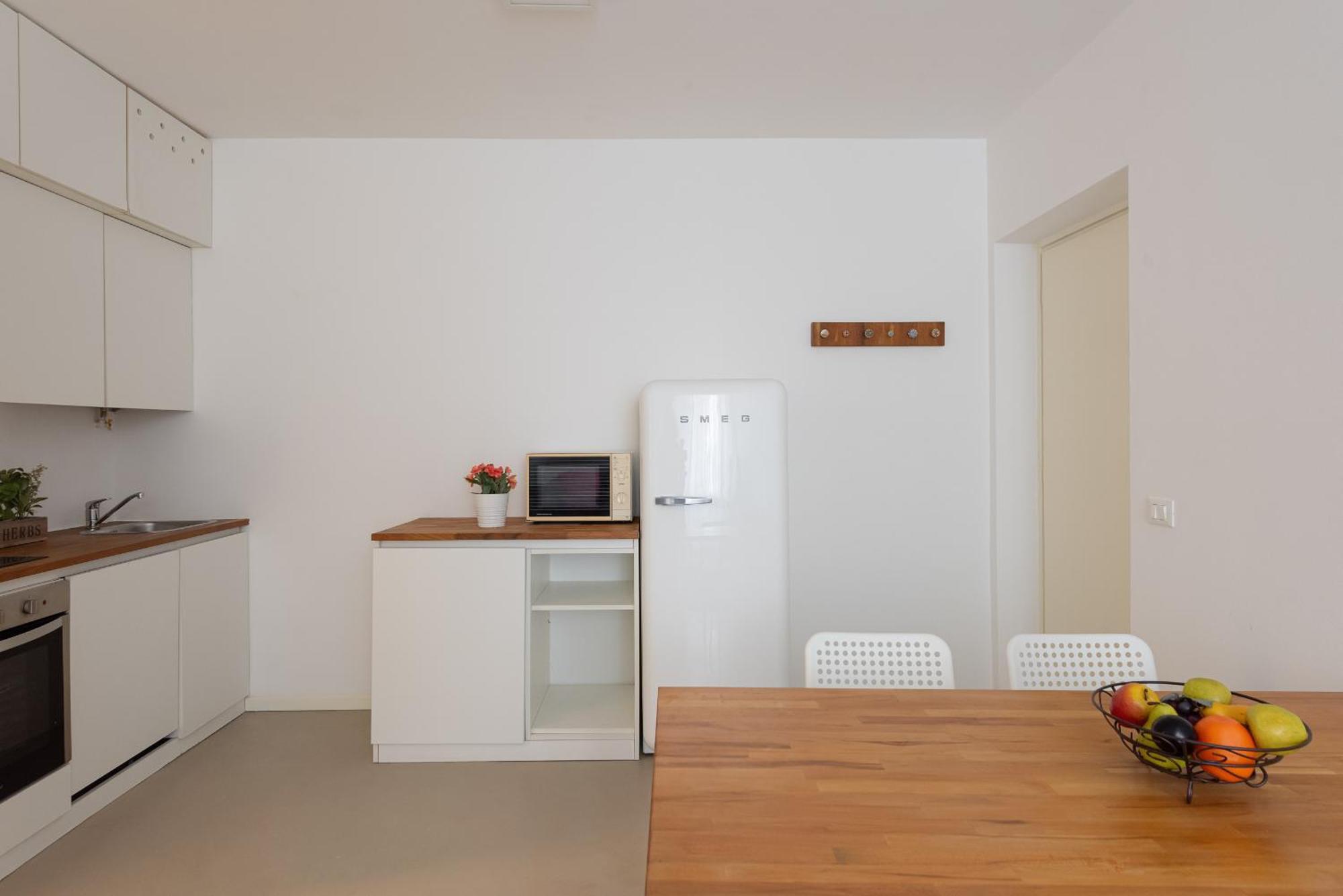 Residence Orti Apartments By Wonderful Italy Salo Bagian luar foto
