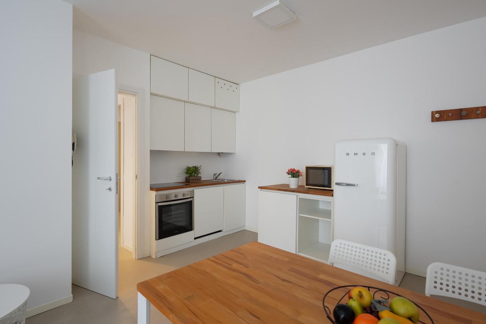 Residence Orti Apartments By Wonderful Italy Salo Bagian luar foto