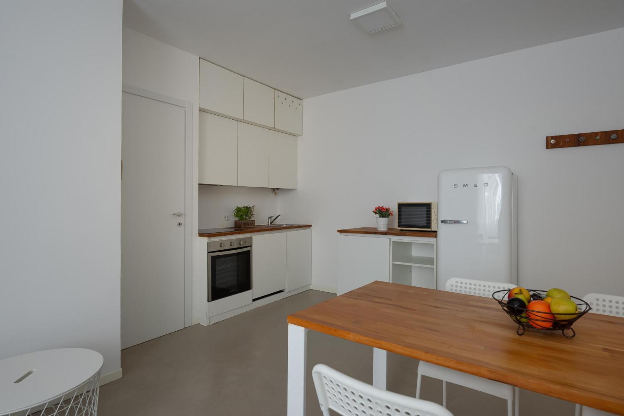 Residence Orti Apartments By Wonderful Italy Salo Bagian luar foto